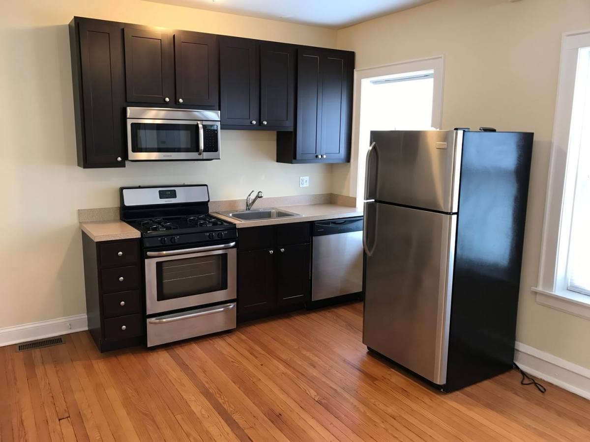 Apartment for rent at 4027-29 N Monticello, Chicago, IL 60618