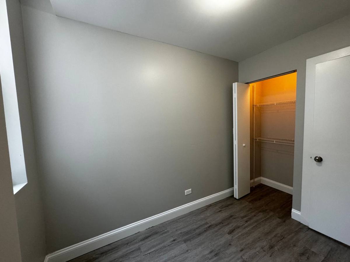 Apartment for rent at 5400 Winthrop, Chicago, IL 60640