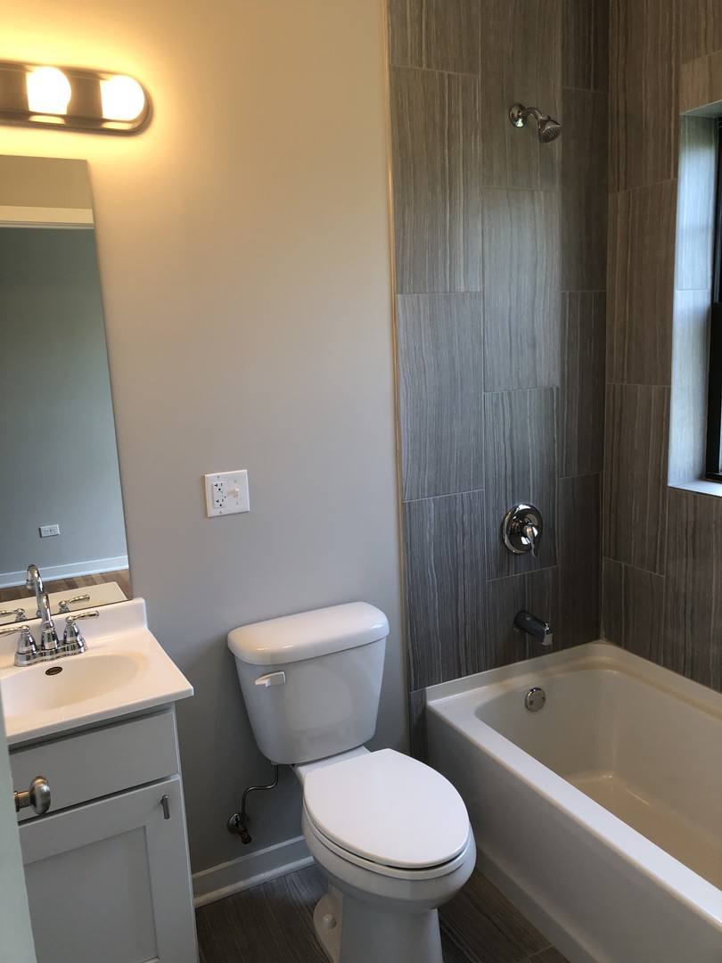 Apartment for rent at 3102-10 W Sunnyside Ave, Chicago, IL 60625