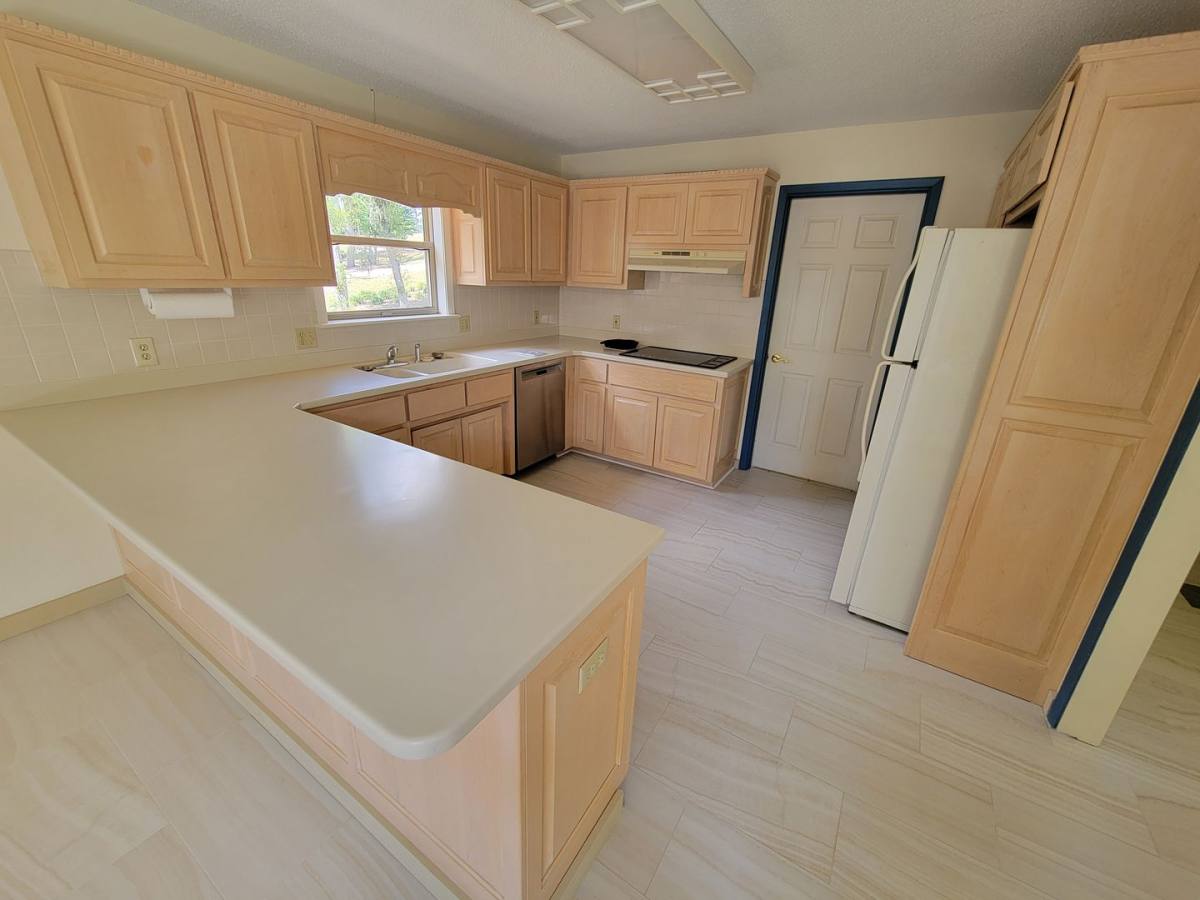 House for rent at 5081 Cypress Lake Dr, Lake Park, GA 31636