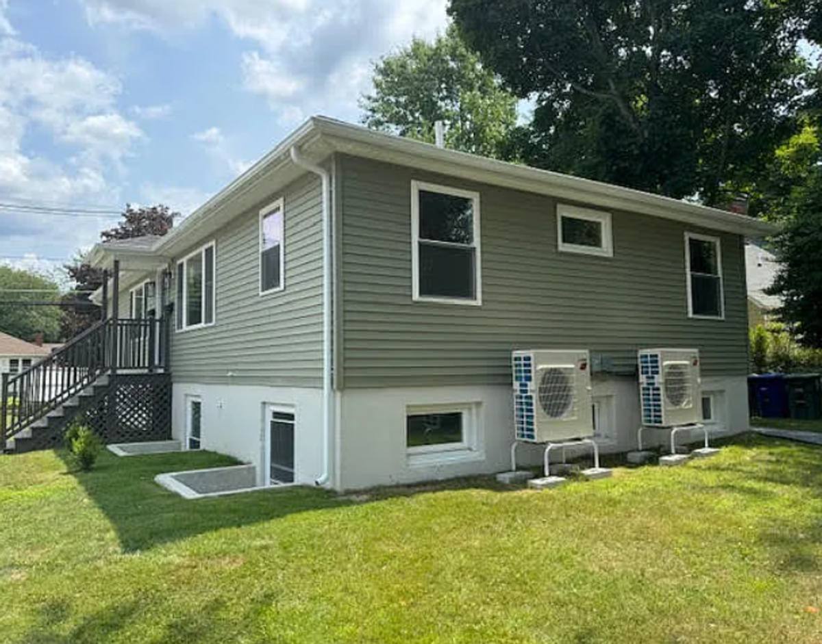 Apartment for rent at 2 Dupont Circle, Leominster, MA 01453