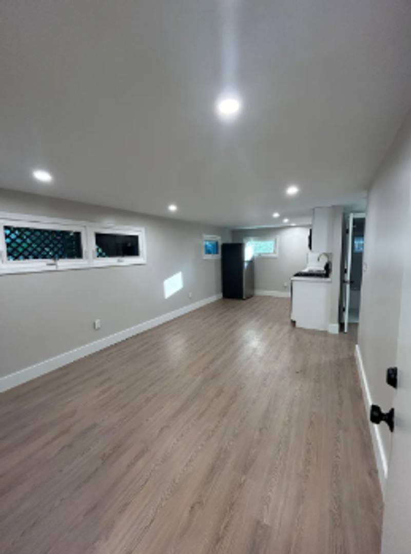 Apartment for rent at 2 Dupont Circle, Leominster, MA 01453