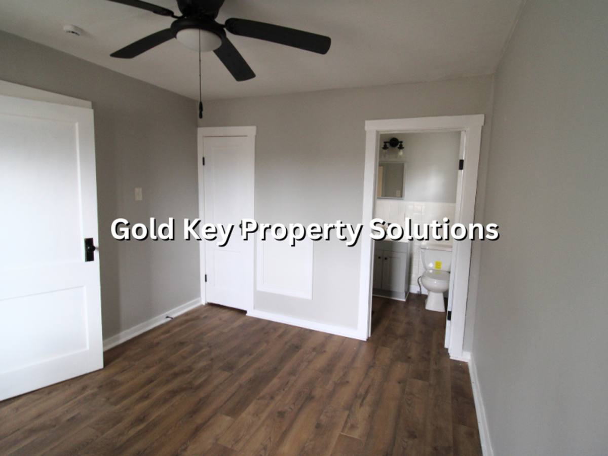 House for rent at 3318 E 14th St, Muncie, IN 47302