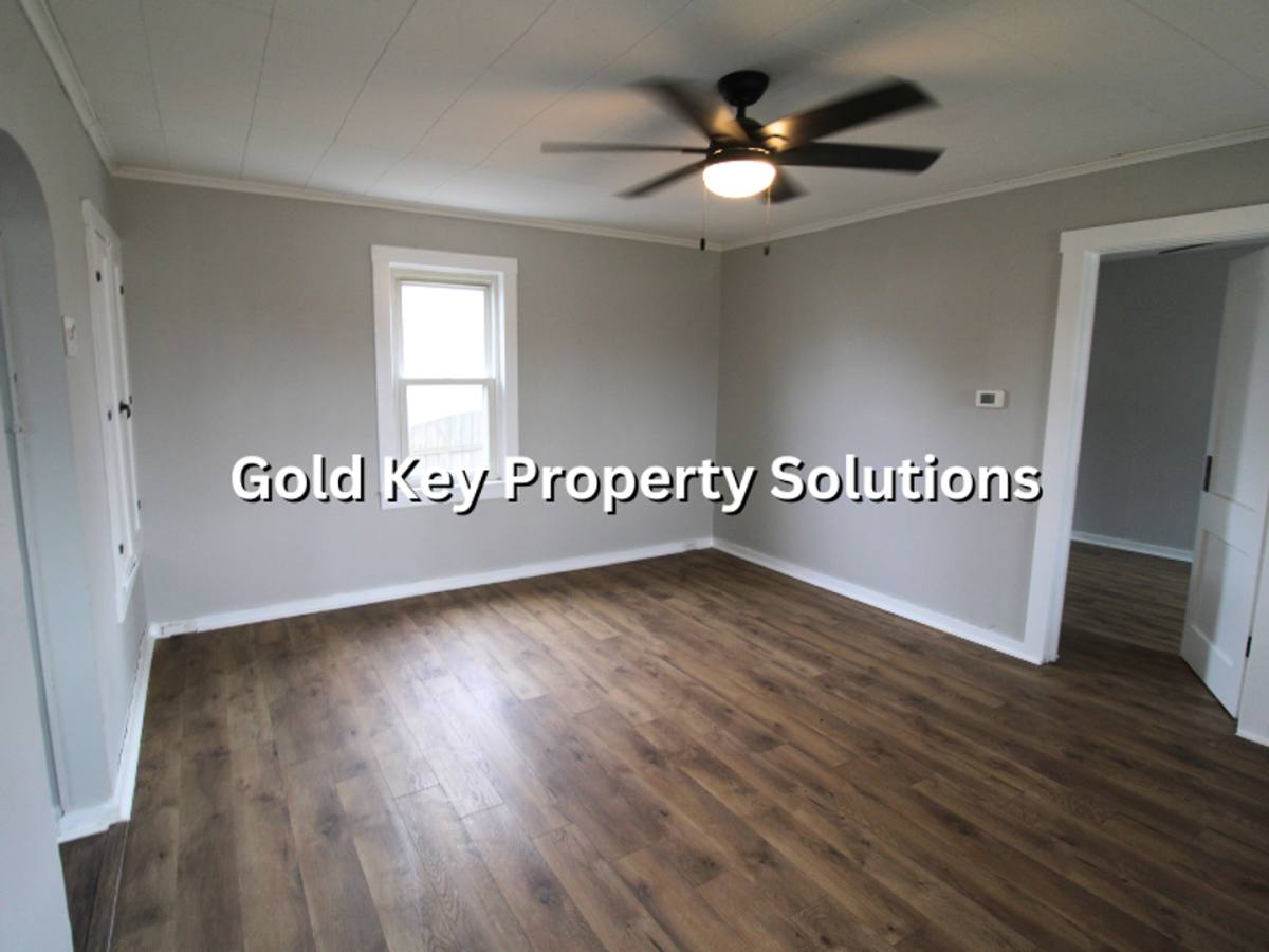 House for rent at 3318 E 14th St, Muncie, IN 47302