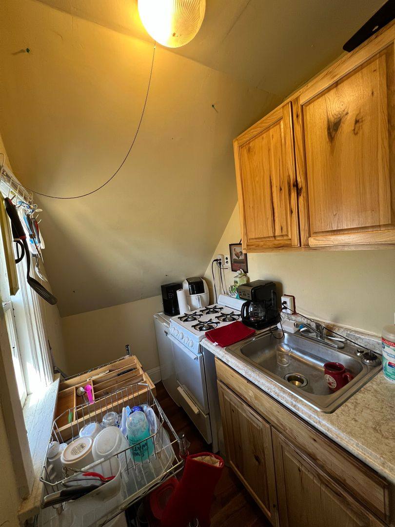 Apartment for rent at 1317 E 2nd St, Duluth, MN 55805