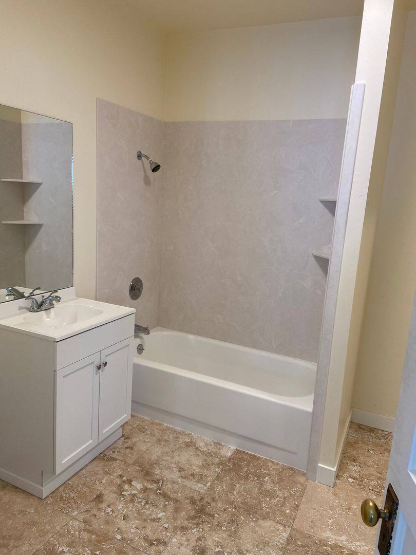 Apartment for rent at 1137 Washington St, Eugene, OR 97401