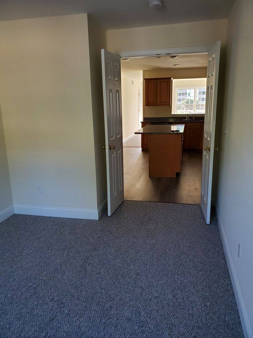 Apartment for rent at 1000 Mead Hill, Newmarket, NH 03857