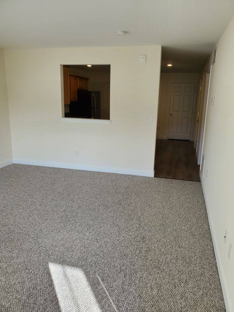 Apartment for rent at 1000 Mead Hill, Newmarket, NH 03857
