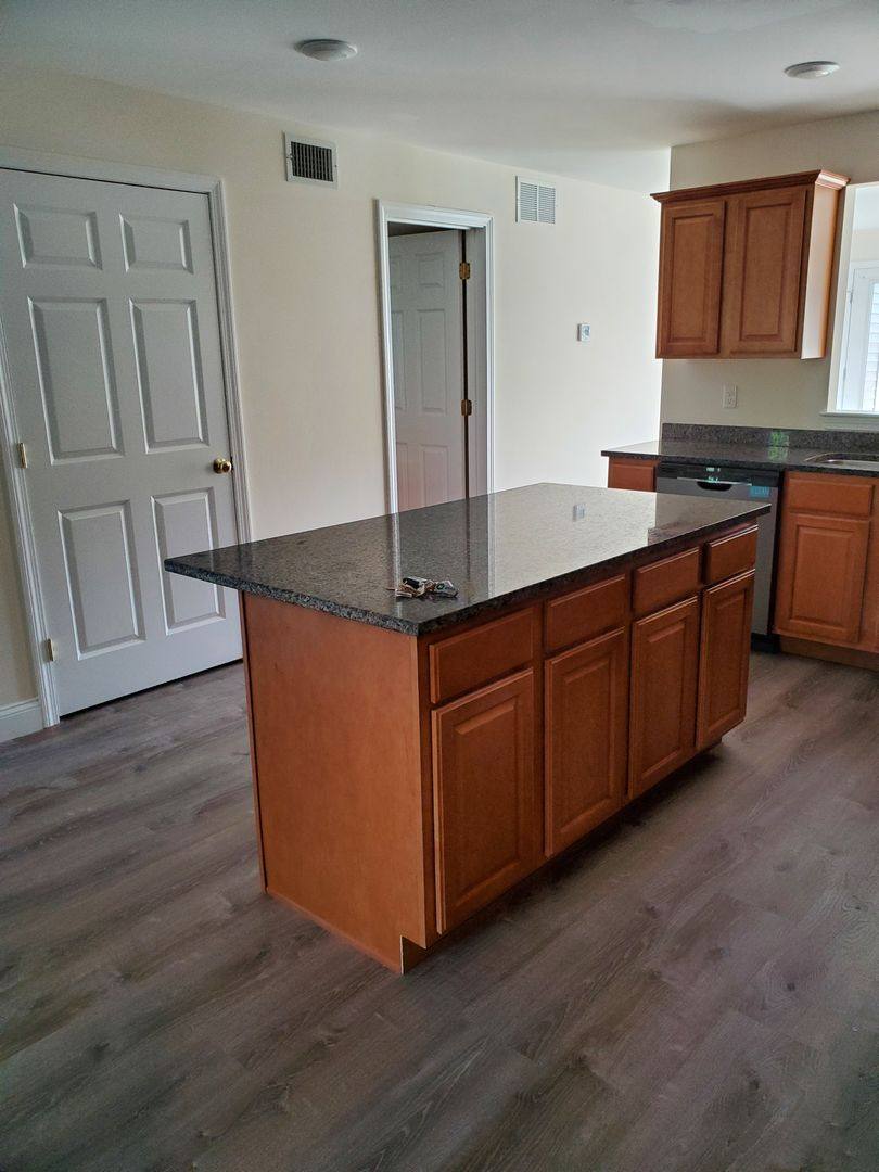 Apartment for rent at 1000 Mead Hill, Newmarket, NH 03857