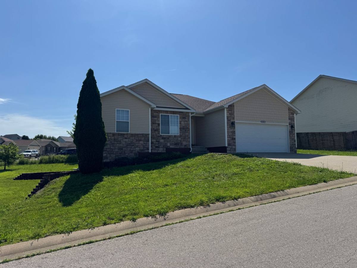 House for rent at 16223 Hershey, Saint Robert, MO 65584