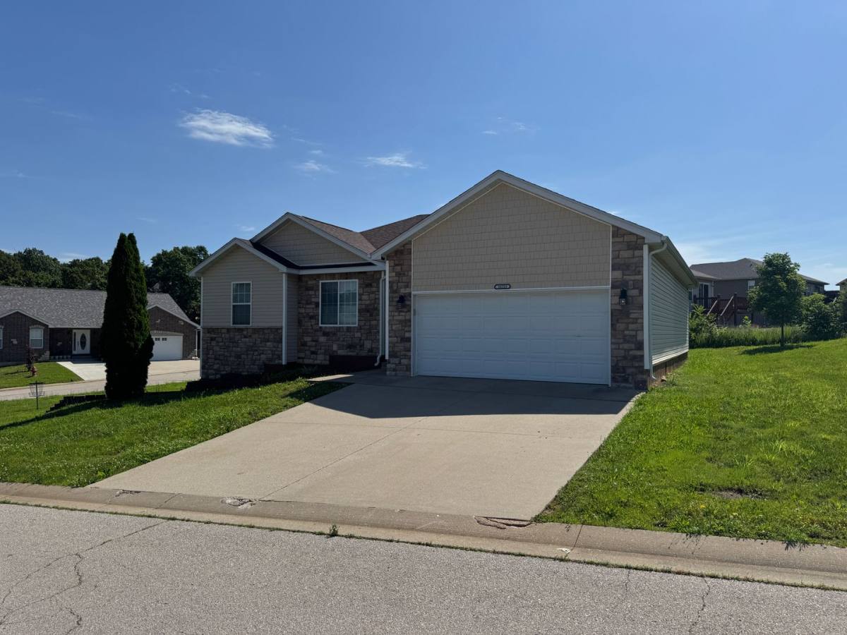 House for rent at 16223 Hershey, Saint Robert, MO 65584
