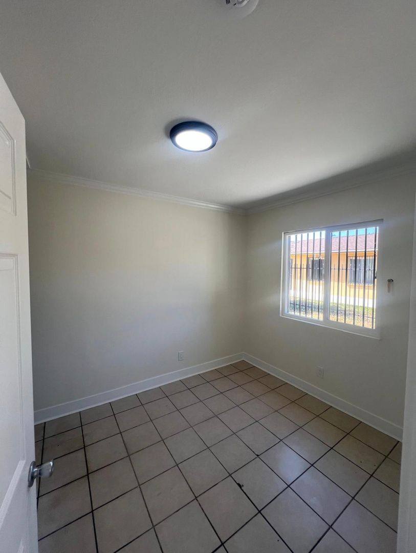 Apartment for rent at 428 N Poplar Ave, Montebello, CA 90640