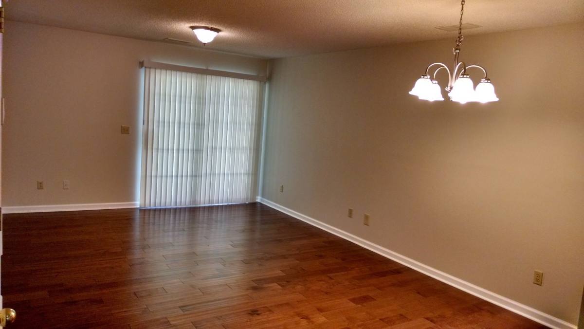 Apartment for rent at 45 Charleston Court, Hendersonville, NC 28792