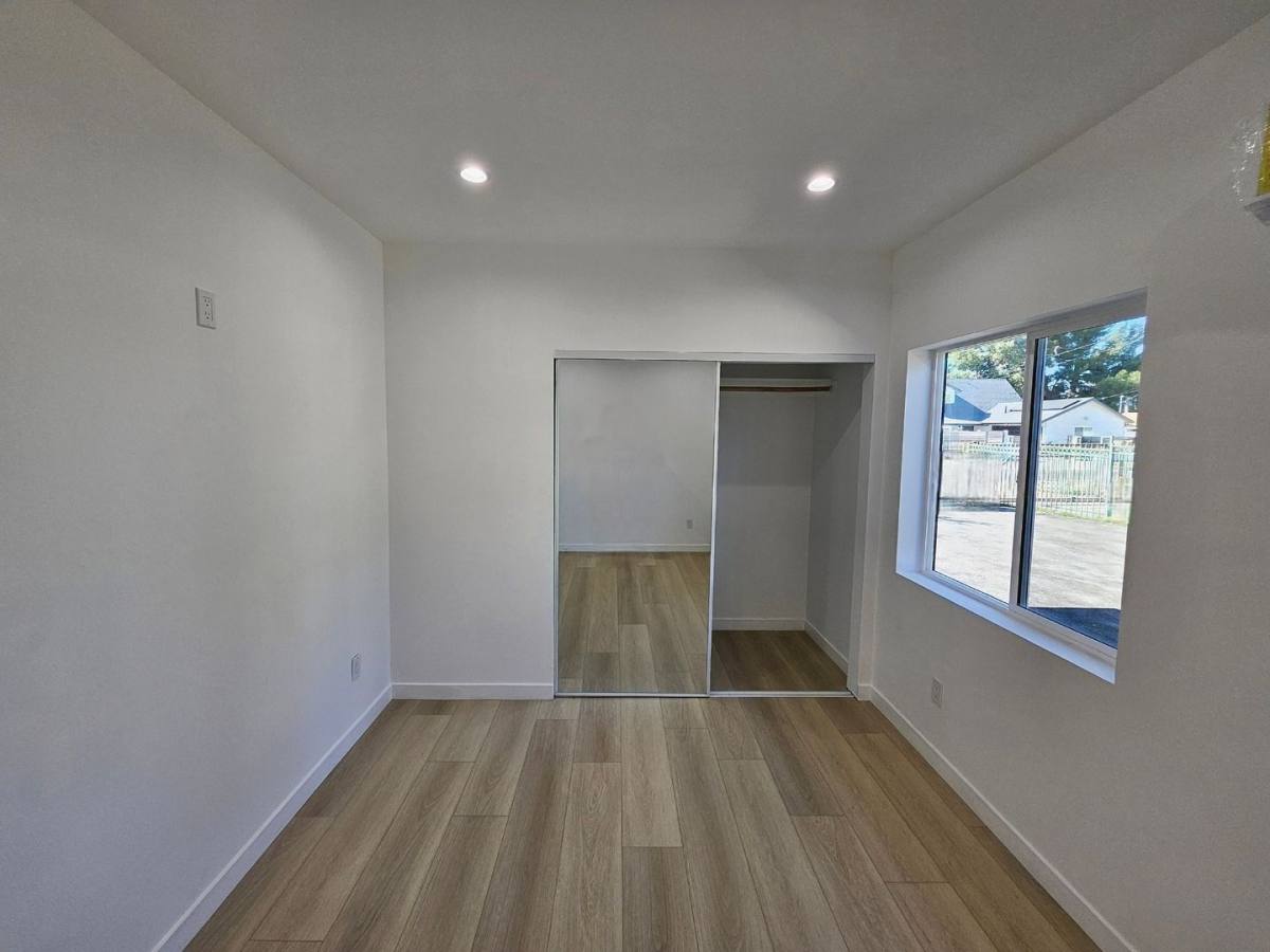 Apartment for rent at 9300 Tamarack Ave, Sun Valley, CA 91352