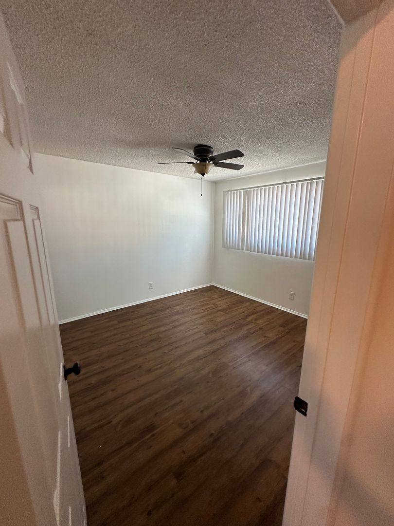 Apartment for rent at 700 E Holly Ave, El Segundo, CA 90245