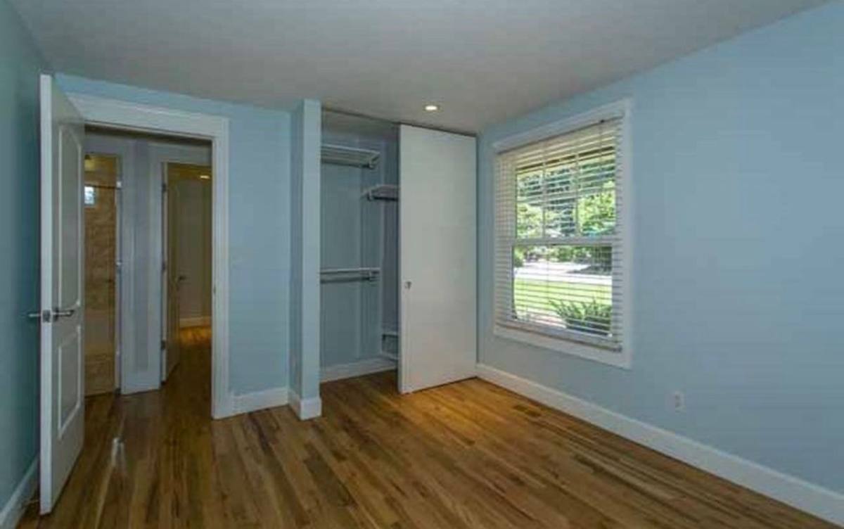 House for rent at 6053 Fernbrook St, Lake Oswego, OR 97035