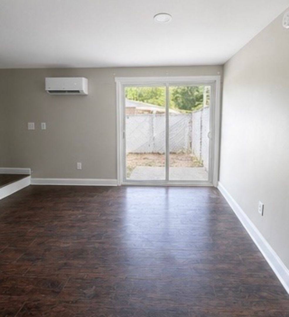 Apartment for rent at 111 Main St, Kingston, NH 03848