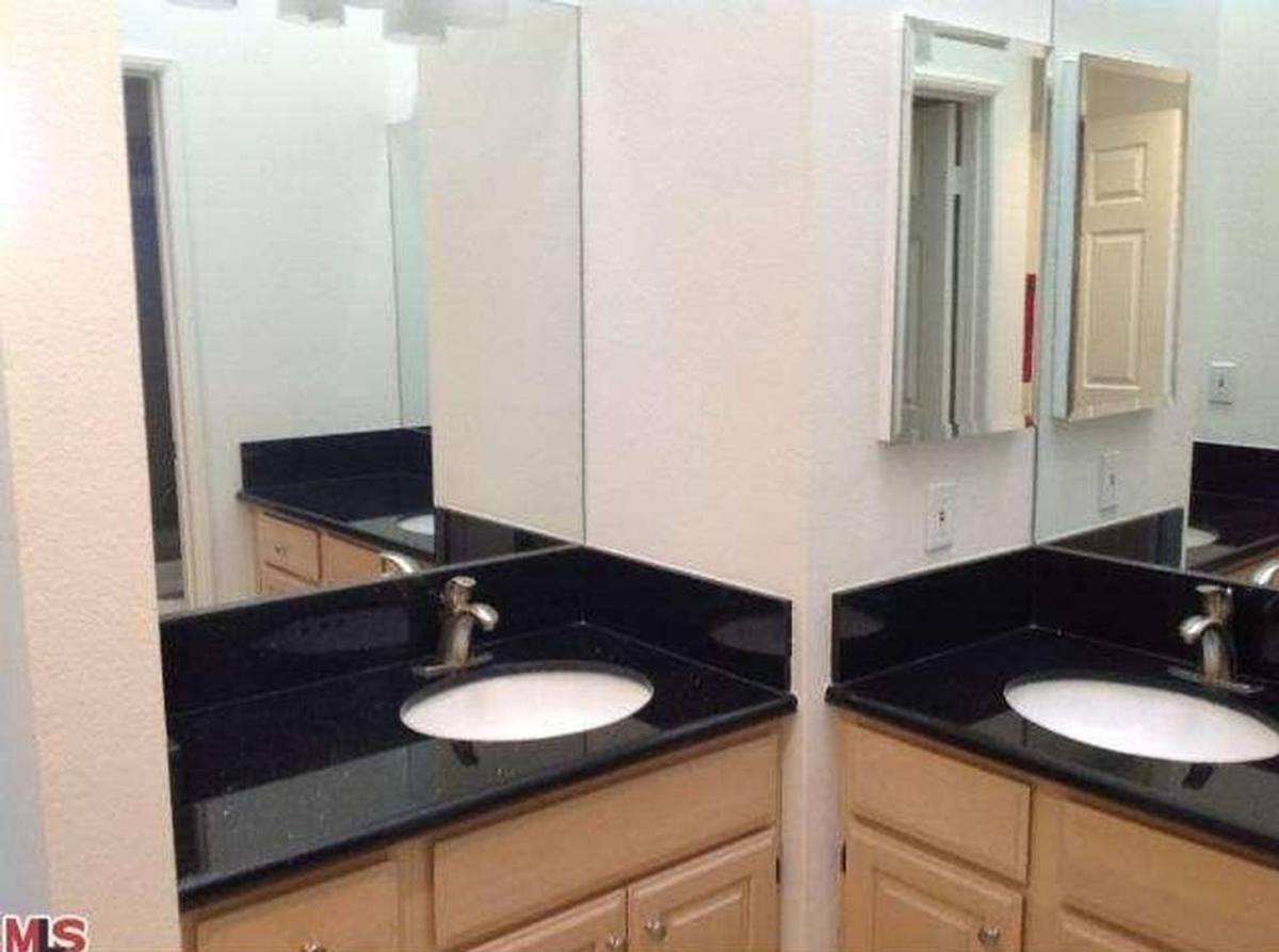 Townhouse for rent at 1436 20th St, Santa Monica, CA 90404