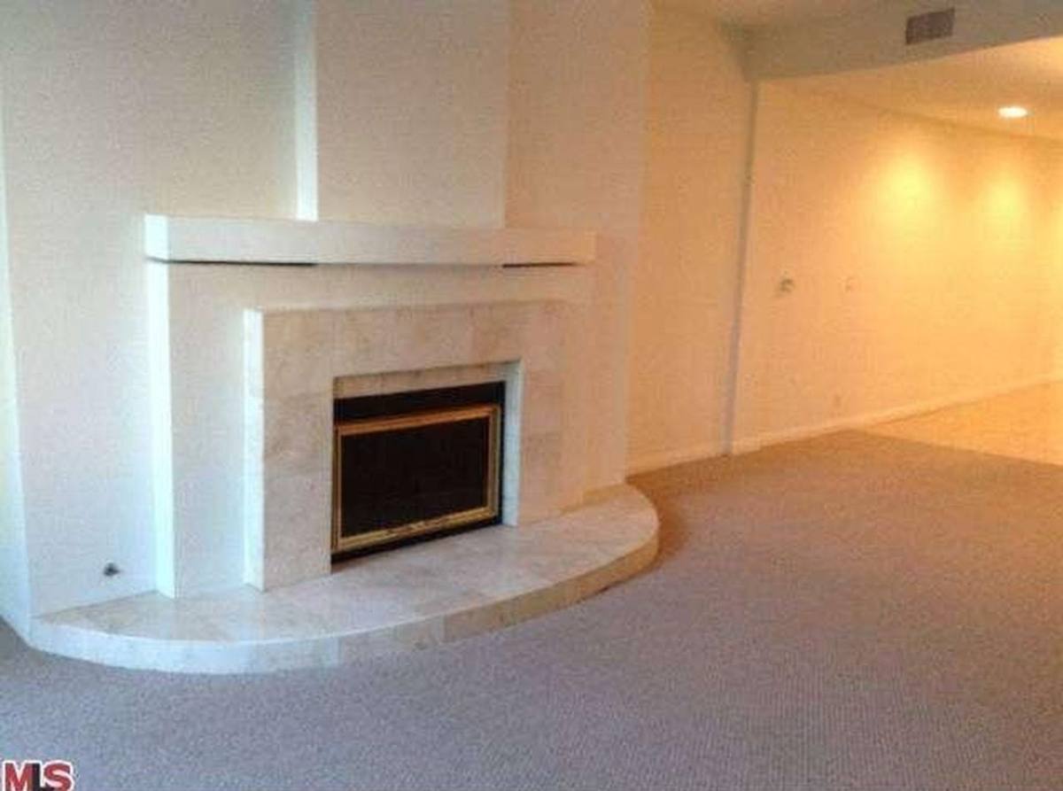 Townhouse for rent at 1436 20th St, Santa Monica, CA 90404