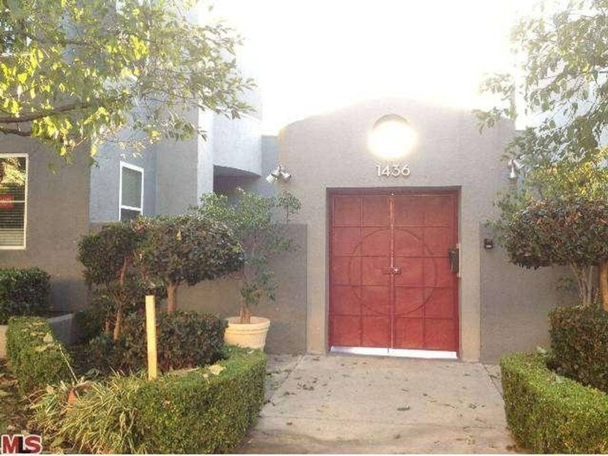 Townhouse for rent at 1436 20th St, Santa Monica, CA 90404