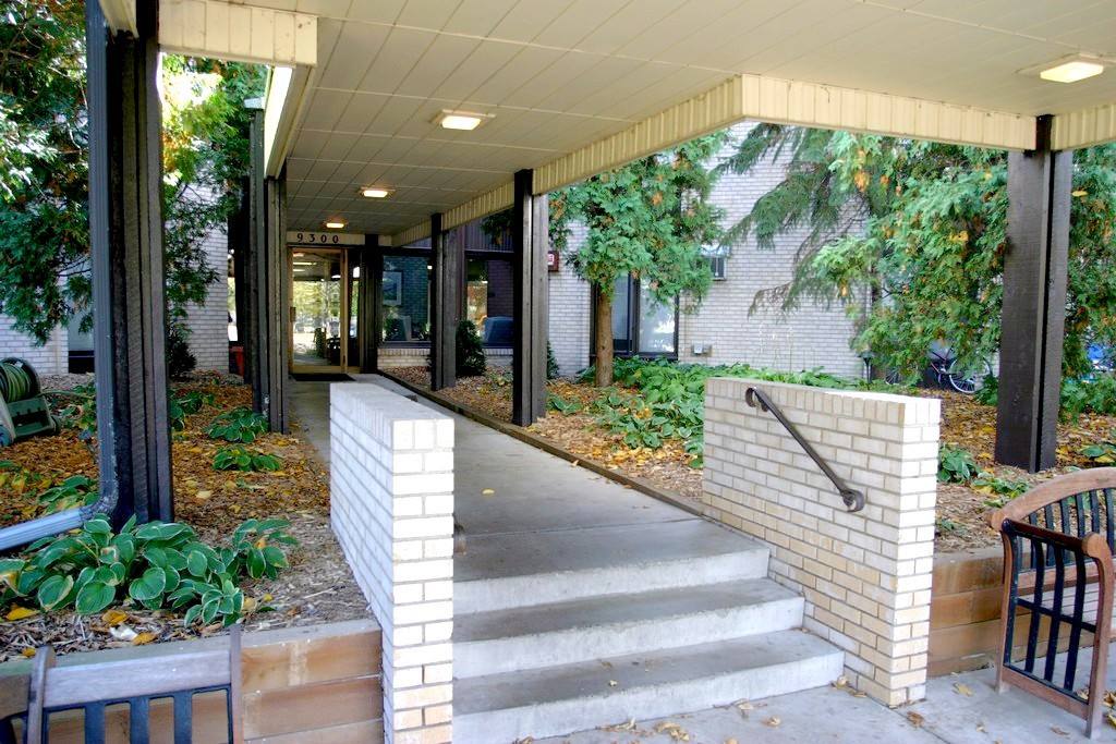 Apartment for rent at 9300 Old Cedar Ave, Minneapolis, MN 55425