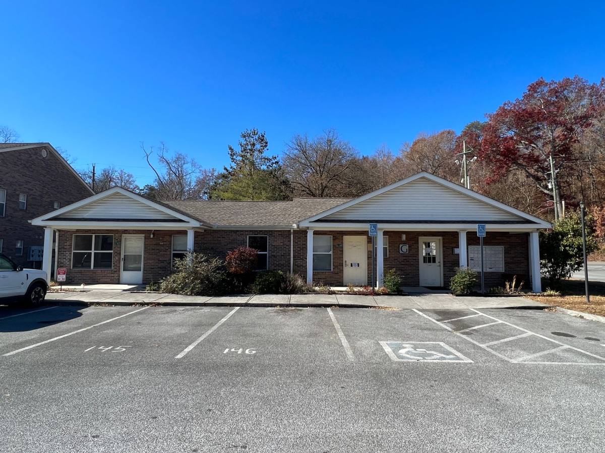 Apartment for rent at 1110 Old Knoxville Highway, Sevierville, TN 37862