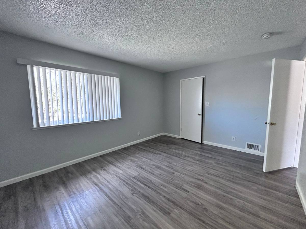 Apartment for rent at 2915 Norcade Circle, Sacramento, CA 95826