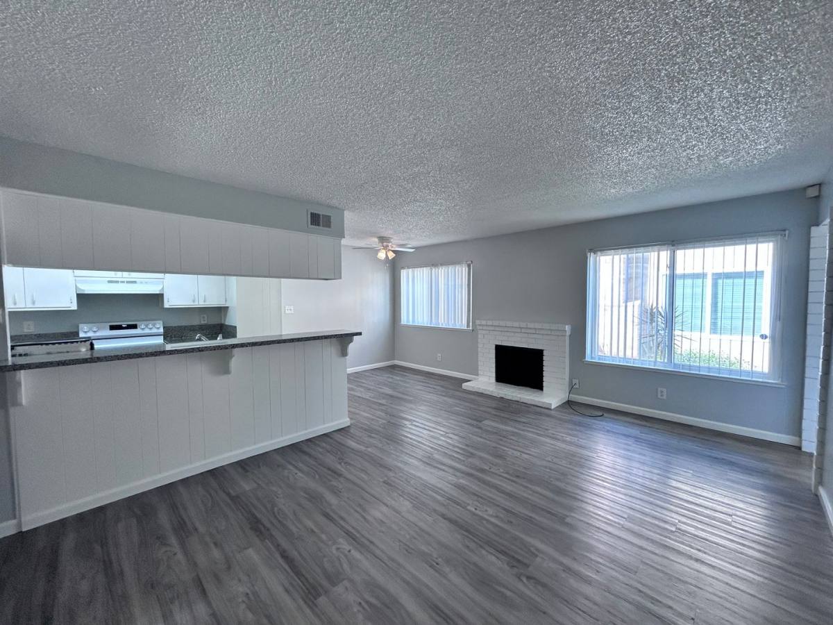 Apartment for rent at 2915 Norcade Circle, Sacramento, CA 95826