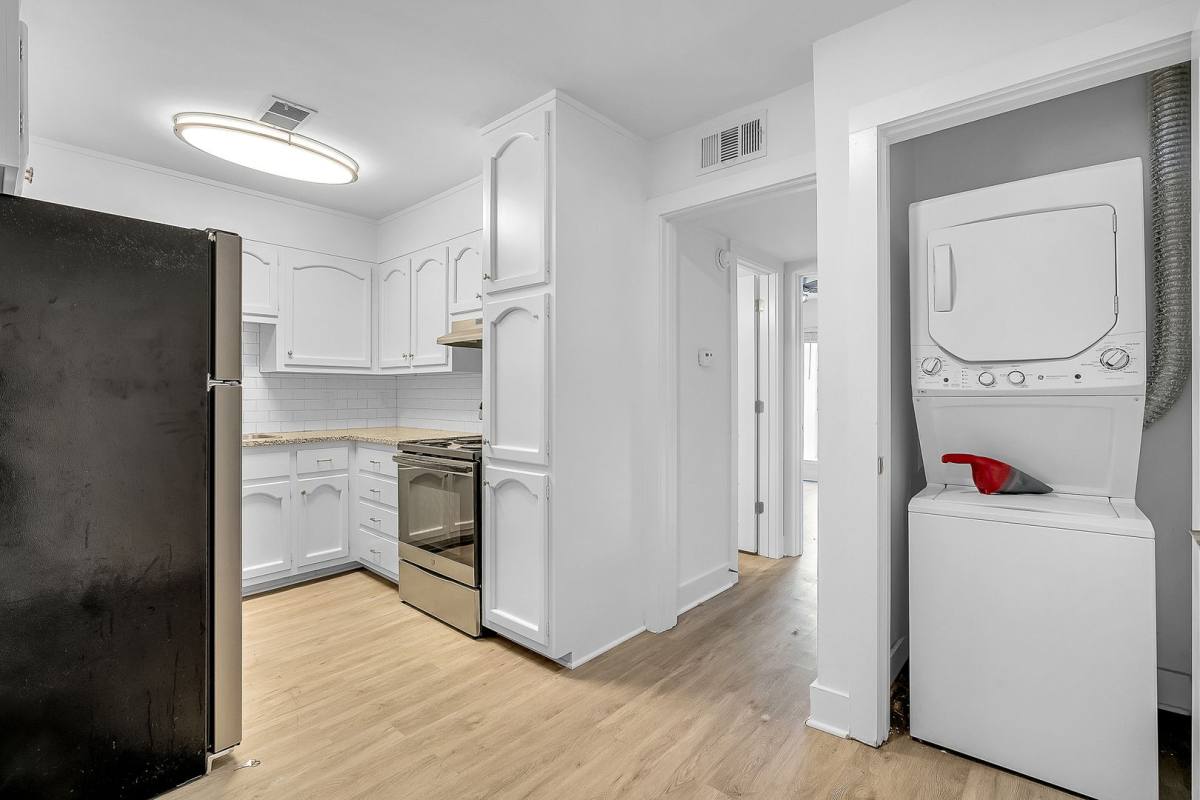 Apartment for rent at 1300 29th St S, Birmingham, AL 35205