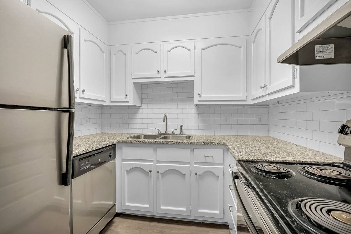 Apartment for rent at 1300 29th St S, Birmingham, AL 35205