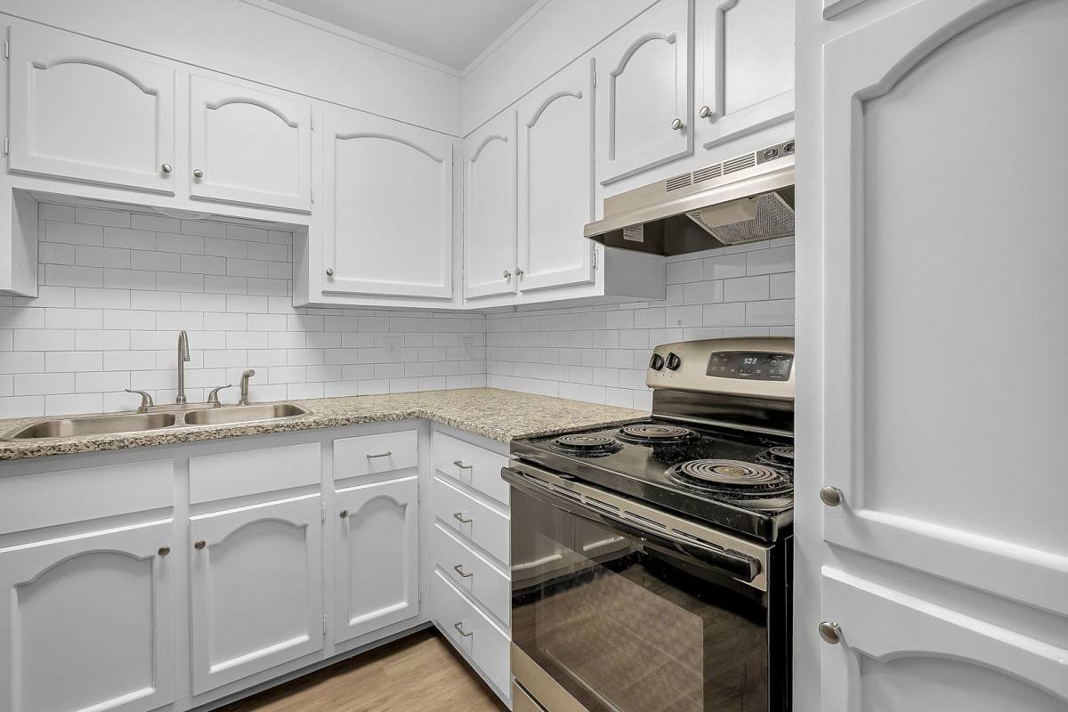 Apartment for rent at 1300 29th St S, Birmingham, AL 35205