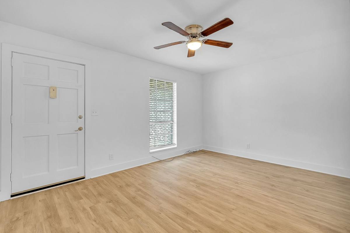 Apartment for rent at 1300 29th St S, Birmingham, AL 35205