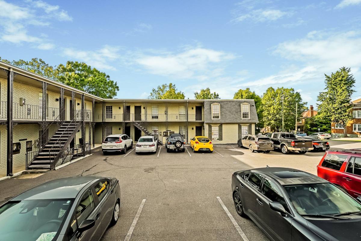 Apartment for rent at 1300 29th St S, Birmingham, AL 35205