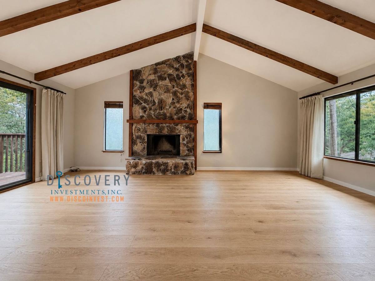 House for rent at 1188 Glencourt Dr, Oakland, CA 94611