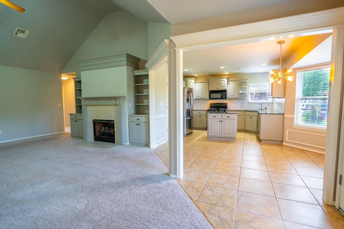 House for rent at 9709 E 111th St N, Owasso, OK 74055