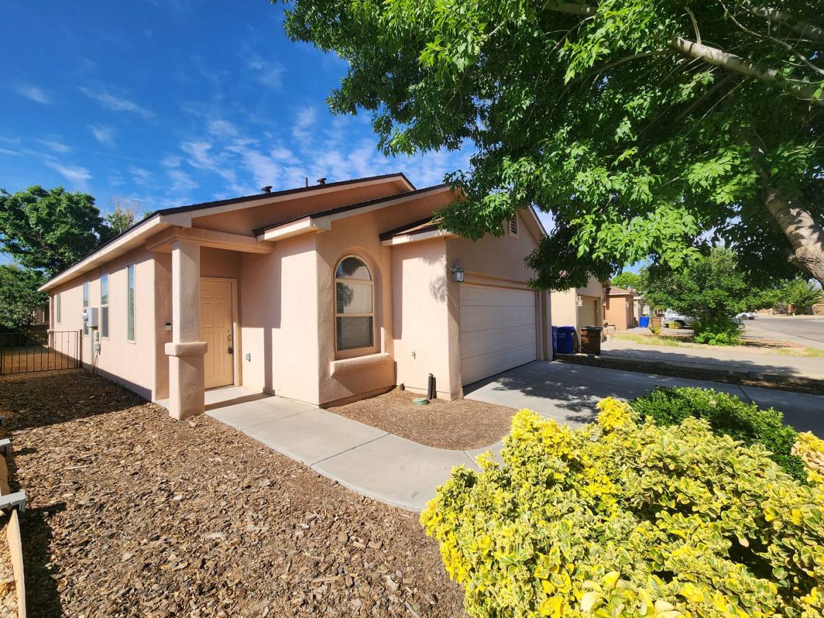 House for rent at 4942 Sherwood, Las Cruces, NM 88012