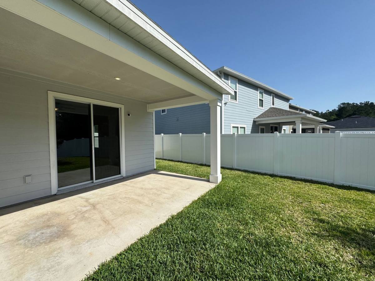 House for rent at 1530 Tan Tara Trail, Jacksonville, FL 32221