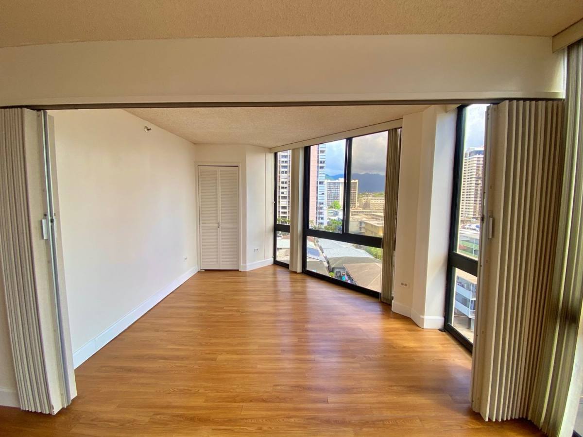 Apartment for rent at 747 Wiliwili St #804, Honolulu, HI 96826