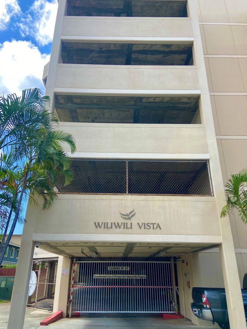 Apartment for rent at 747 Wiliwili St #804, Honolulu, HI 96826