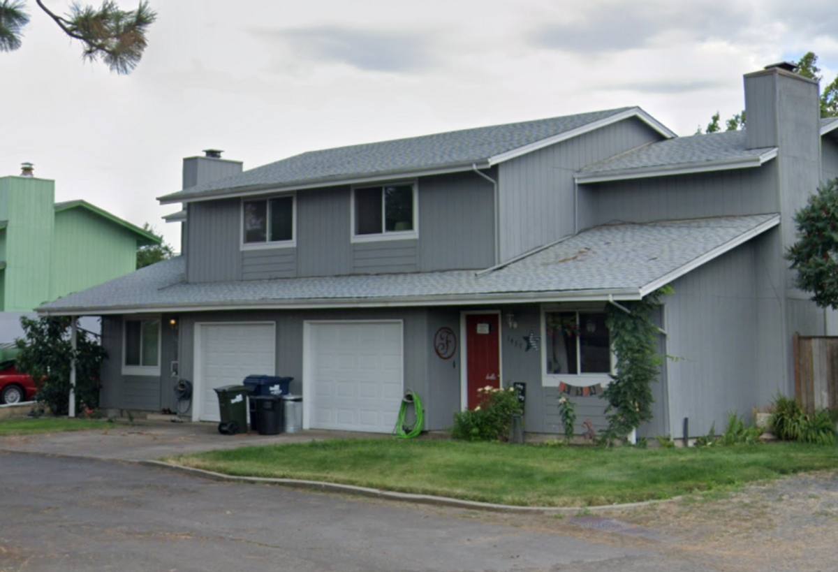 Apartment for rent at 1455 1457 R St, Springfield, OR 97477