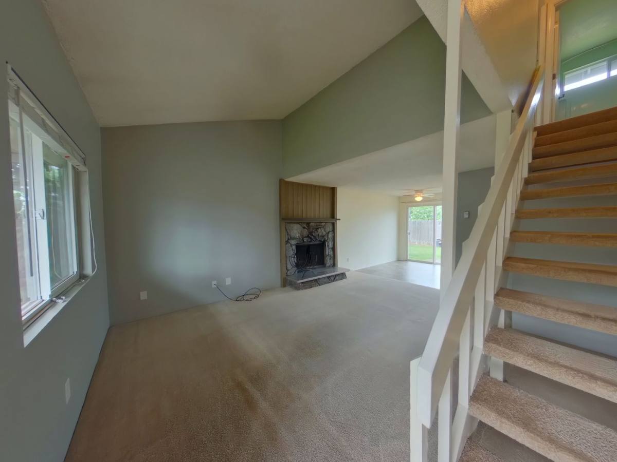 Apartment for rent at 1455 1457 R St, Springfield, OR 97477