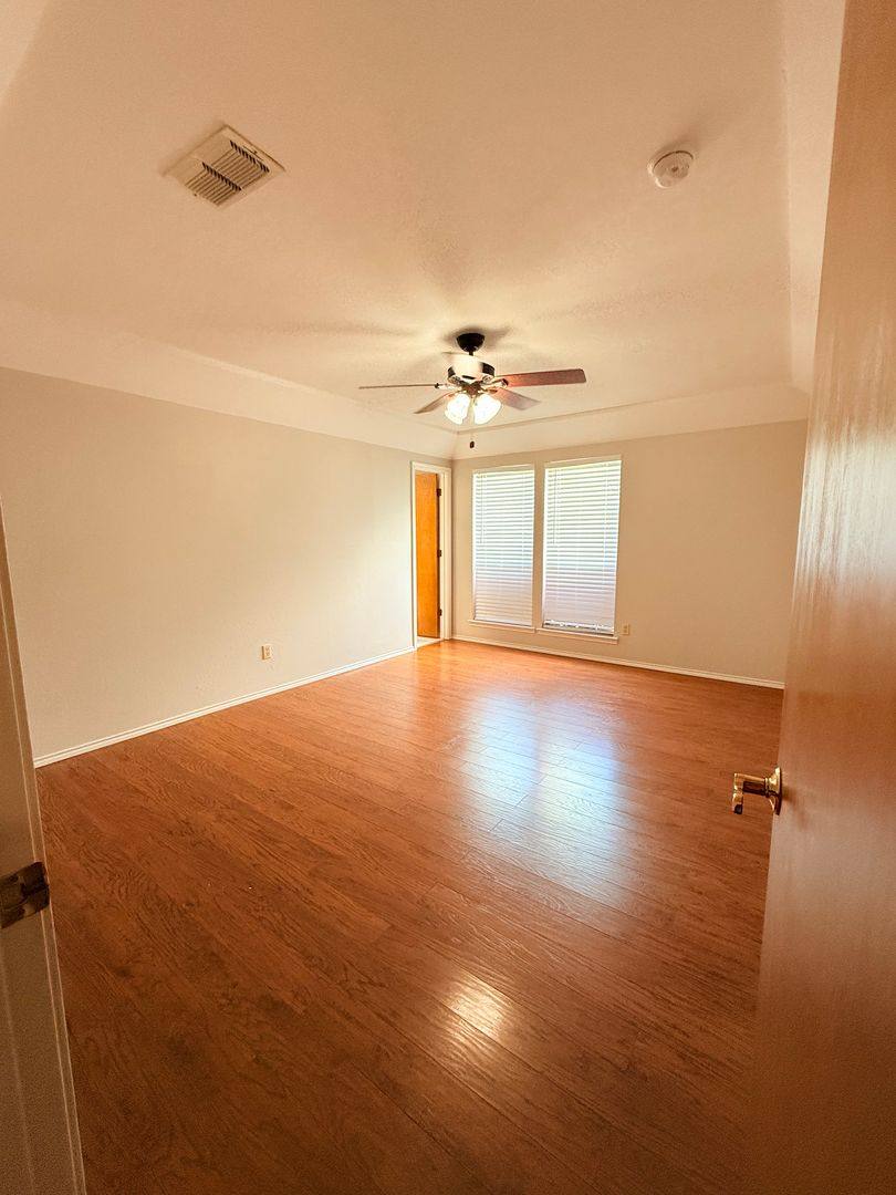 House for rent at 8041 Miles Dr, Fort Worth, TX 76148