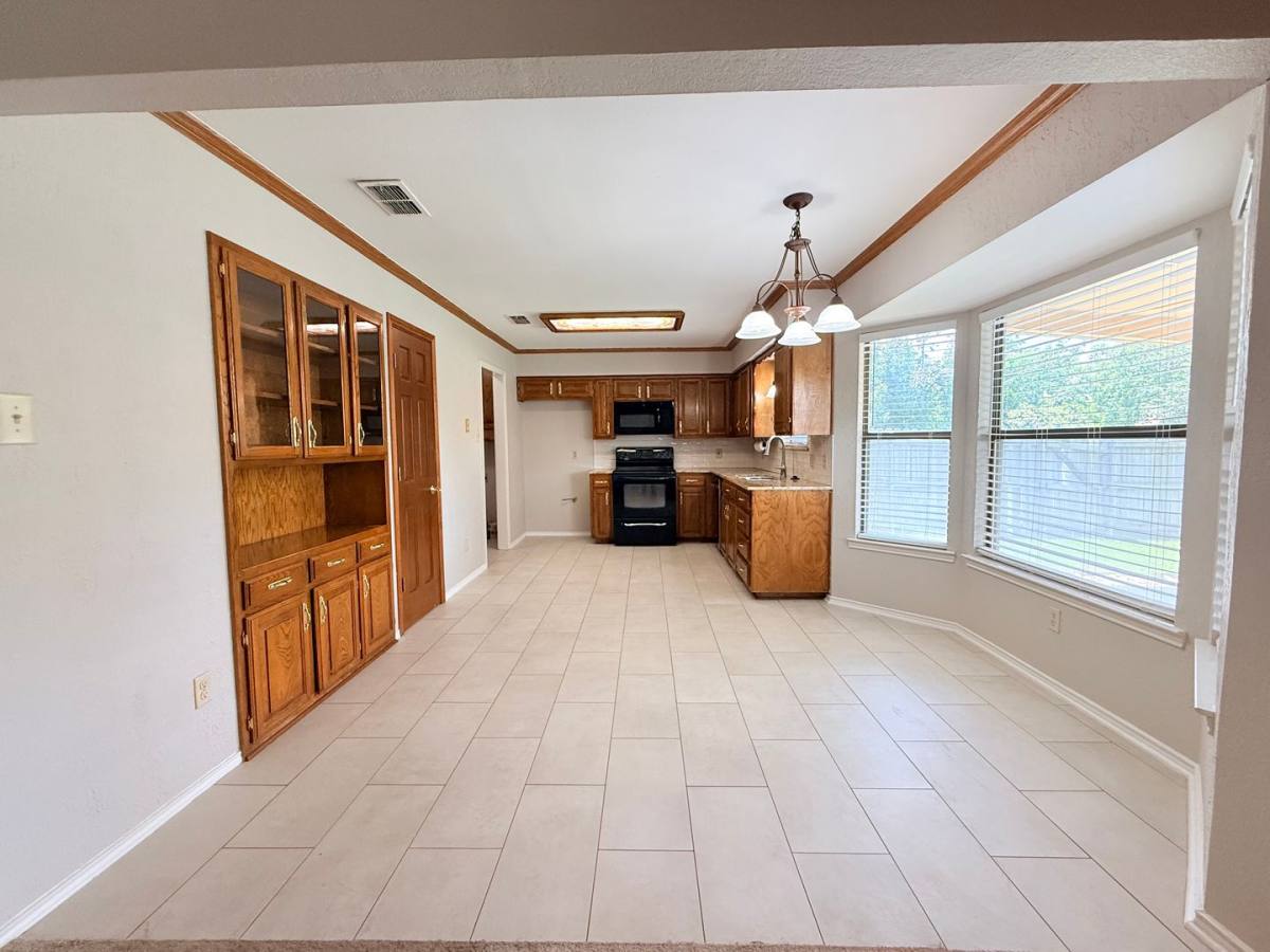 House for rent at 8041 Miles Dr, Fort Worth, TX 76148