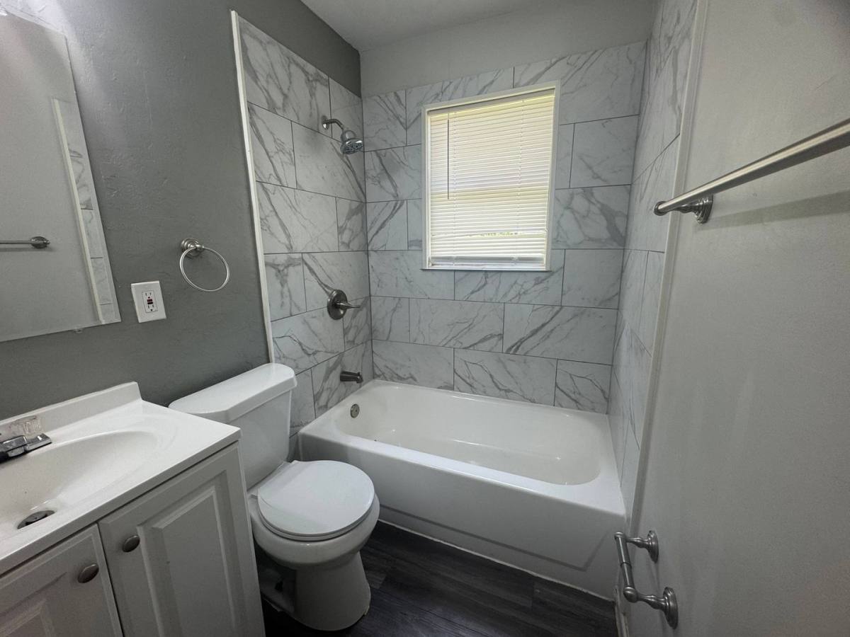 House for rent at 204 W Garden Dr, Iowa Park, TX 76367