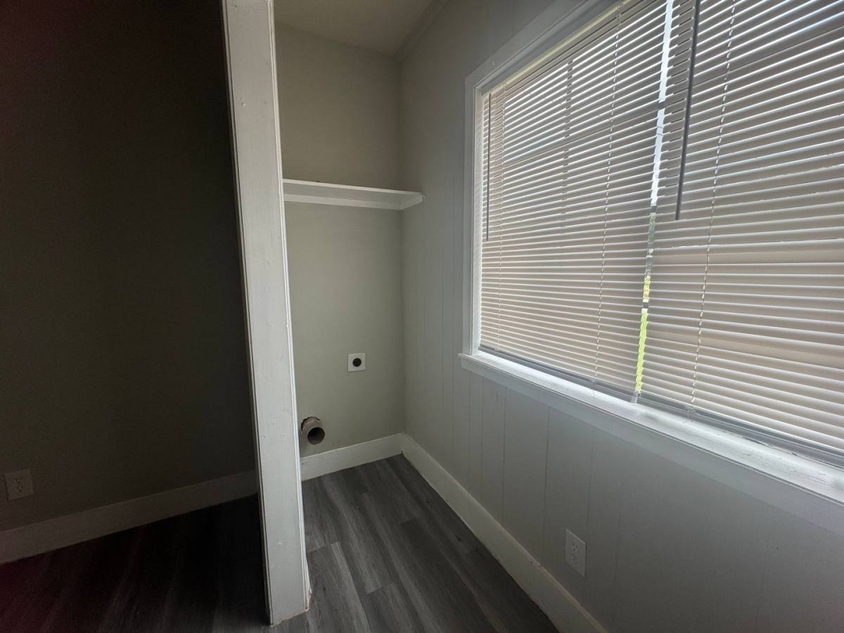 House for rent at 204 W Garden Dr, Iowa Park, TX 76367