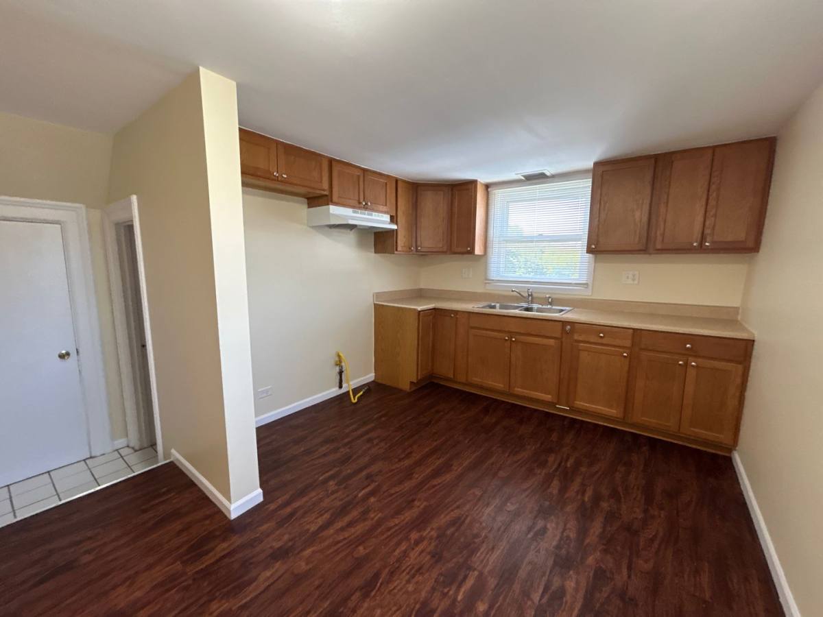 Apartment for rent at 418 St Charles, Elgin, IL 60120