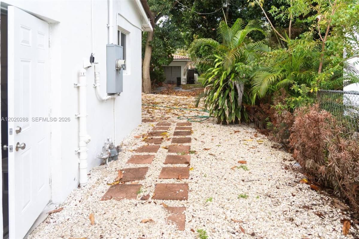 House for rent at 220 NW 112th Terrace, Miami, FL 33168