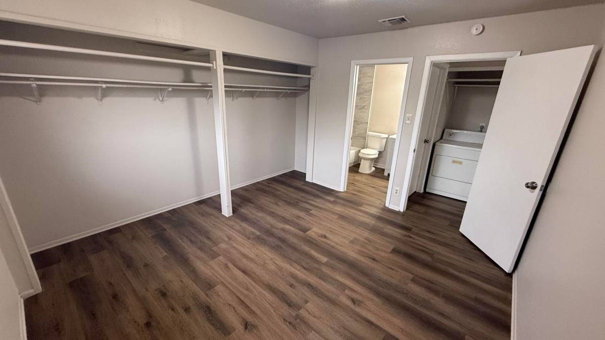Townhouse for rent at 8416 Dixon Ridge, San Antonio, TX 78239