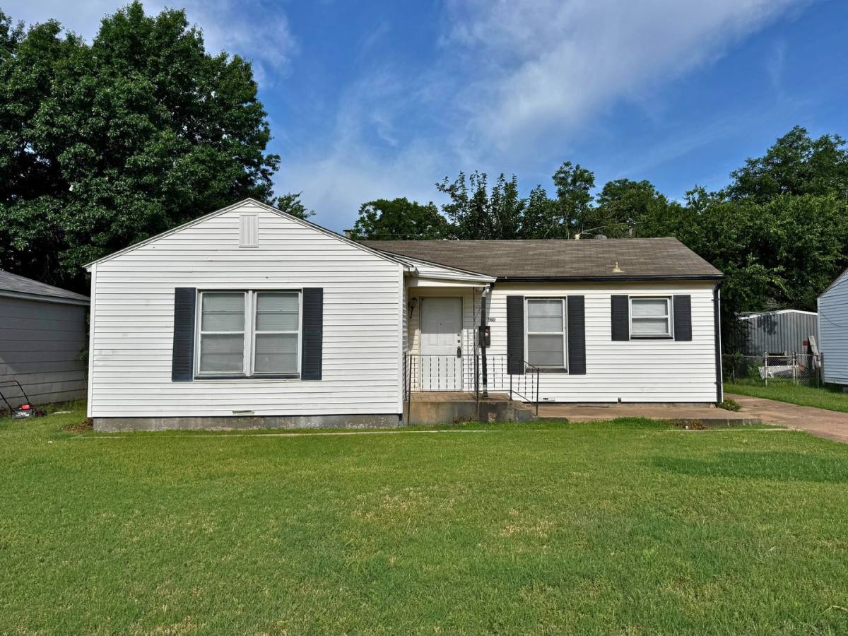 House for rent at 4326 Rhea Rd, Wichita Falls, TX 76308