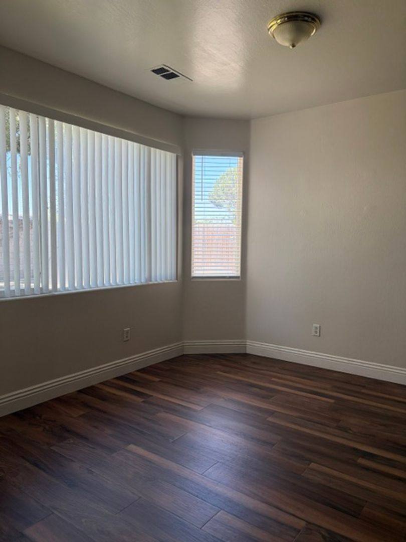 House for rent at 11019 Lewelling St, Bakersfield, CA 93312